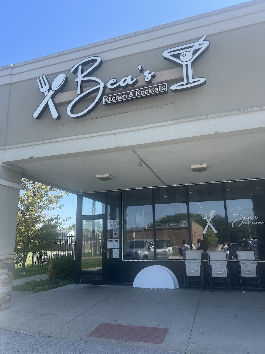 Bea’S Kitchen & Kocktails